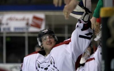 Ice Dogs blast Brown Bears 5-1 to sweep series