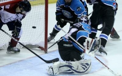 Wenatchee makes third period lead hold up against Ice Dogs